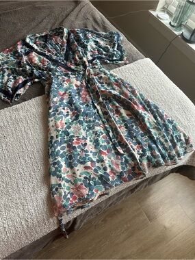 BCBGMAXAZRIA Adele "Sea Green Combo" Splatter Print Stretch Wrap Dress